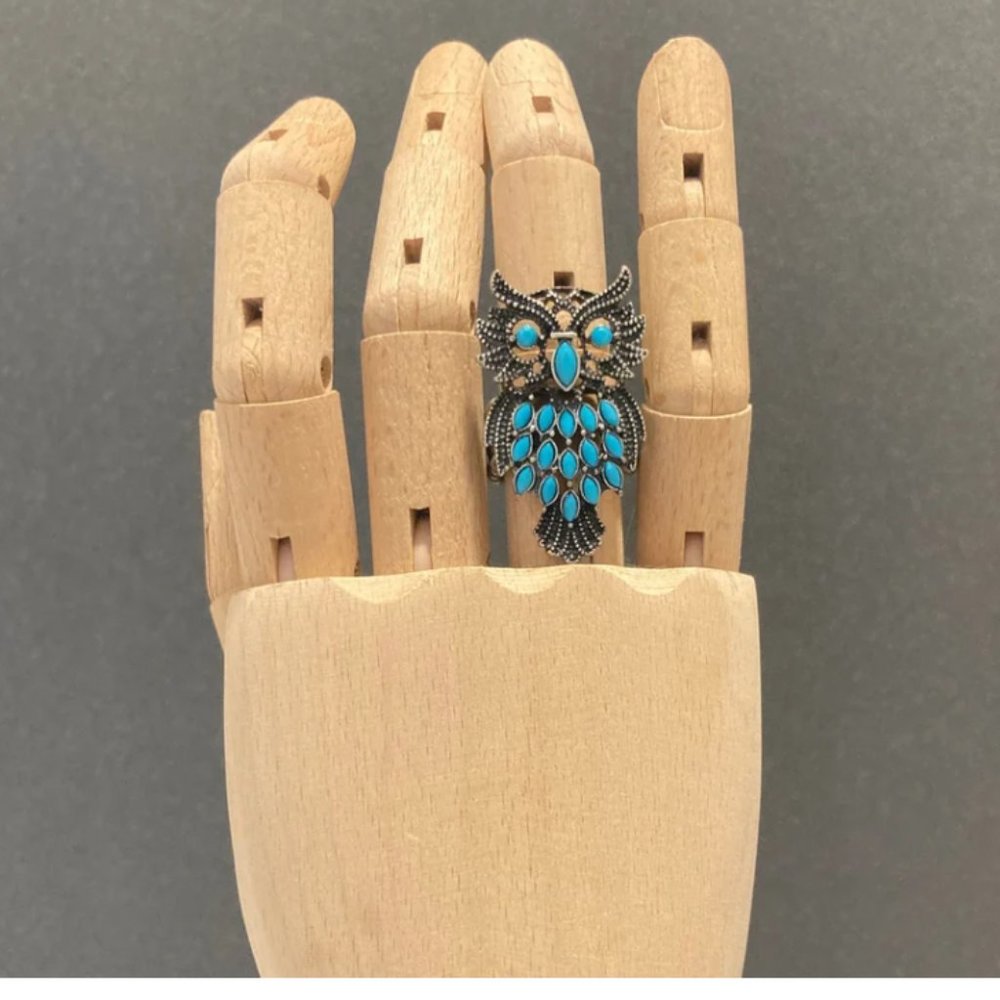 VTG Blue Owl Ring, Expandable Band, Boho Vintage Expansion Ring, MCM Owl Ring